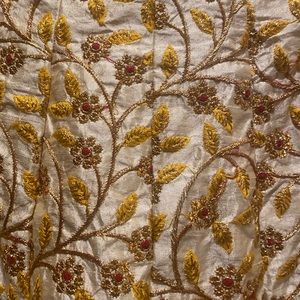 GOOD DEAL LEHENGA AND PANT SUIT